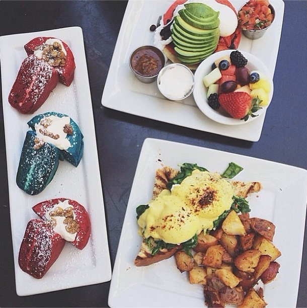 Best Brunch in LA - Larchmont Bungalow