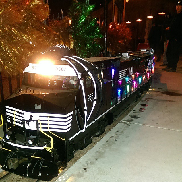 11 Ways to Celebrate Halloween - Halloween Ghost Train (Griffith Park)
